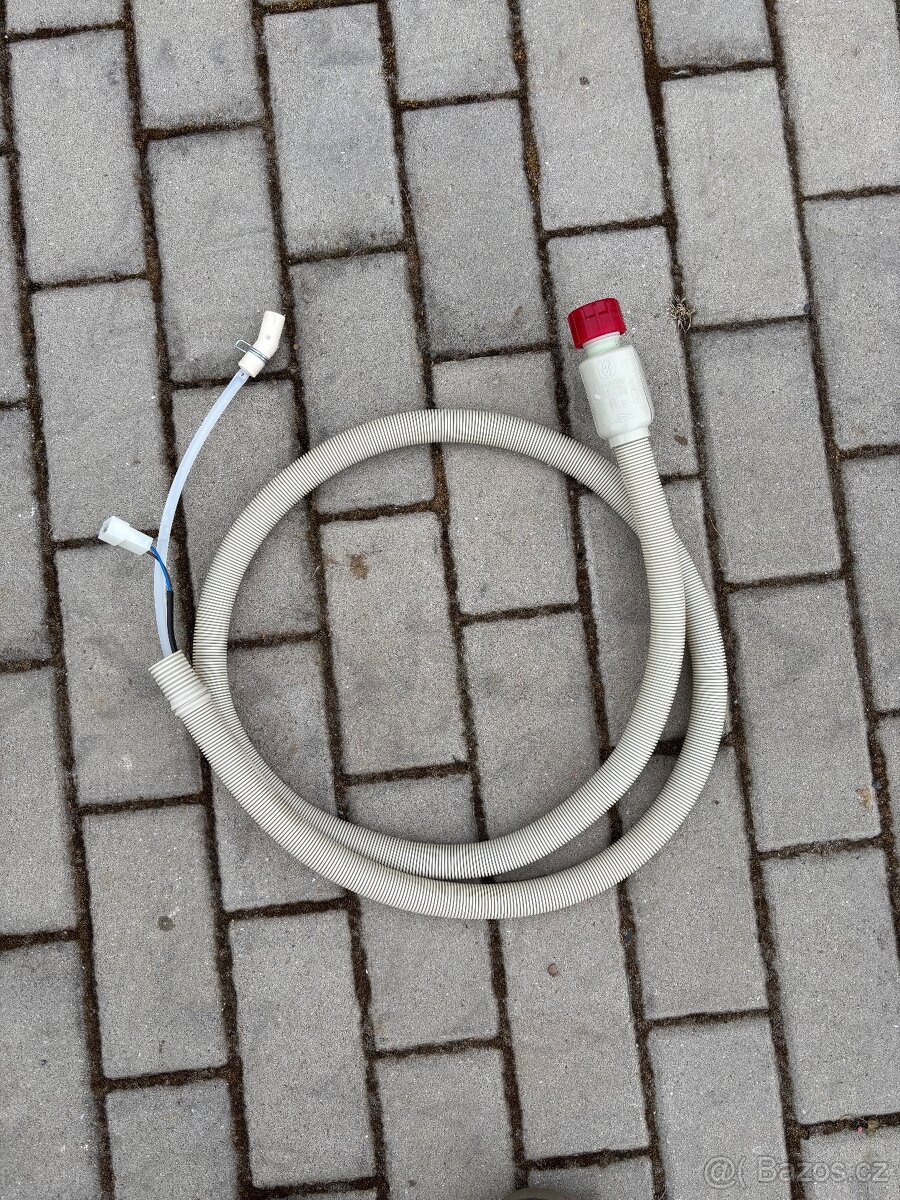 Přívodní hadice myčky Aqua Stop BEKO 2m