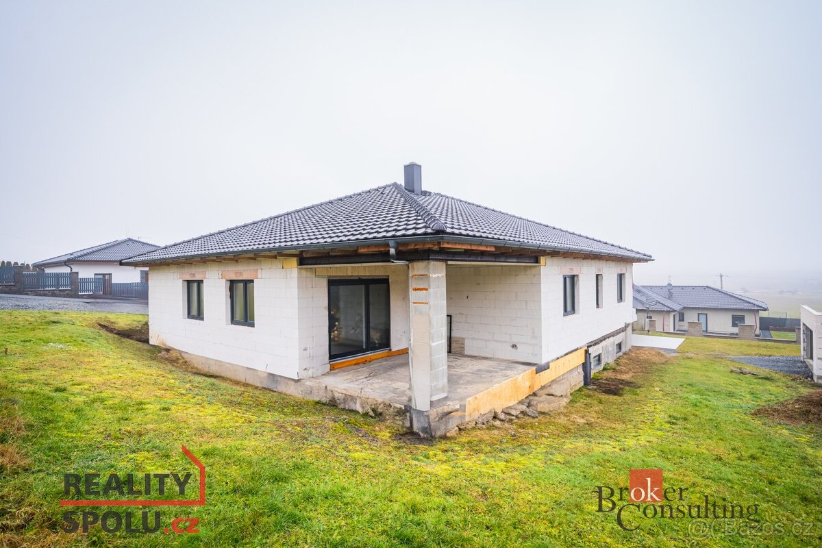 Prodej, domy/rodinný, 300 m2, Na Stráži 551, 27054 Řevničov,
