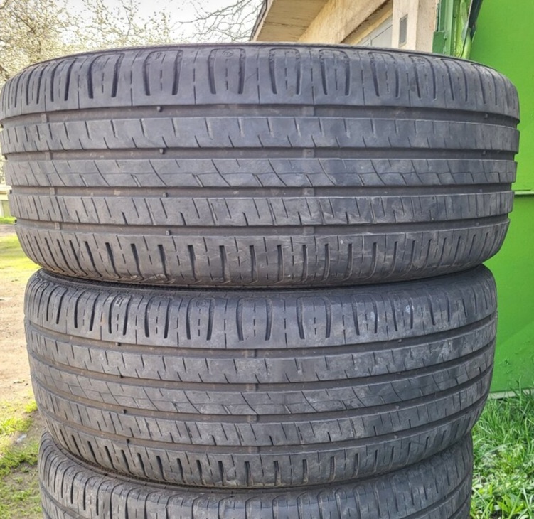 Letní Barum Bravuris 3 205/55 R16