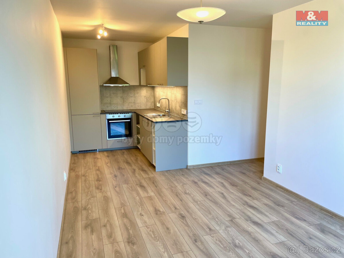 Pronájem bytu 2+kk, 40 m², Neratovice, ul. 28. října