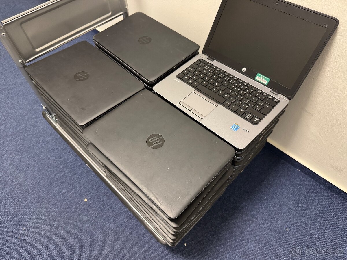 36 KUSŮ HP EliteBook 820 G1 - funkční kusy k doplnění