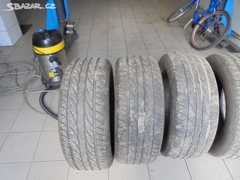 Pneu 265 / 60 r 18 Dunlop
