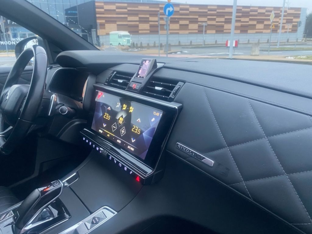 Prodám DS7 r.v.2019 aut.najeto 133000km