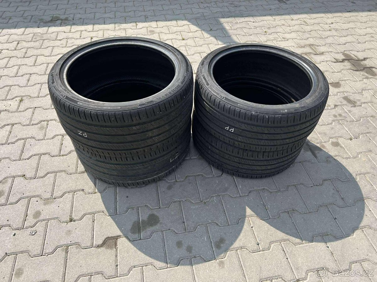 Letní 2ks 225/40 a 2ks 255/35 R18 bravuris 5