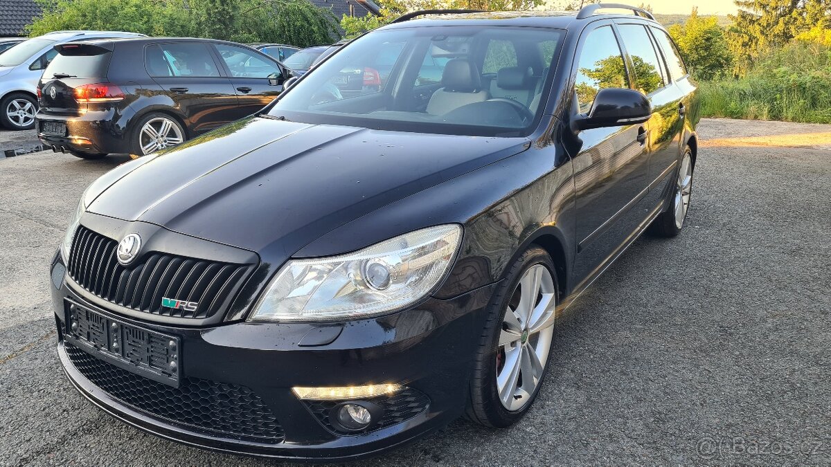 ŠKODA OCTÁVIA 2 RS - 2,0TFSi 147kW Manuál.