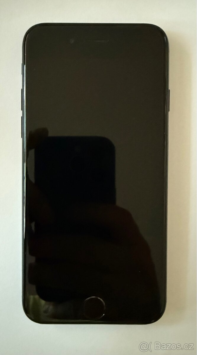 iPhone SE 2022 64GB