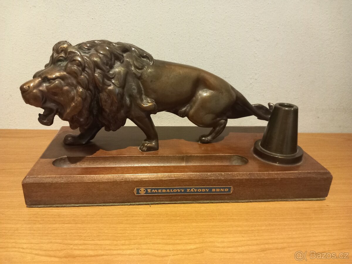 Soska Lev bronz