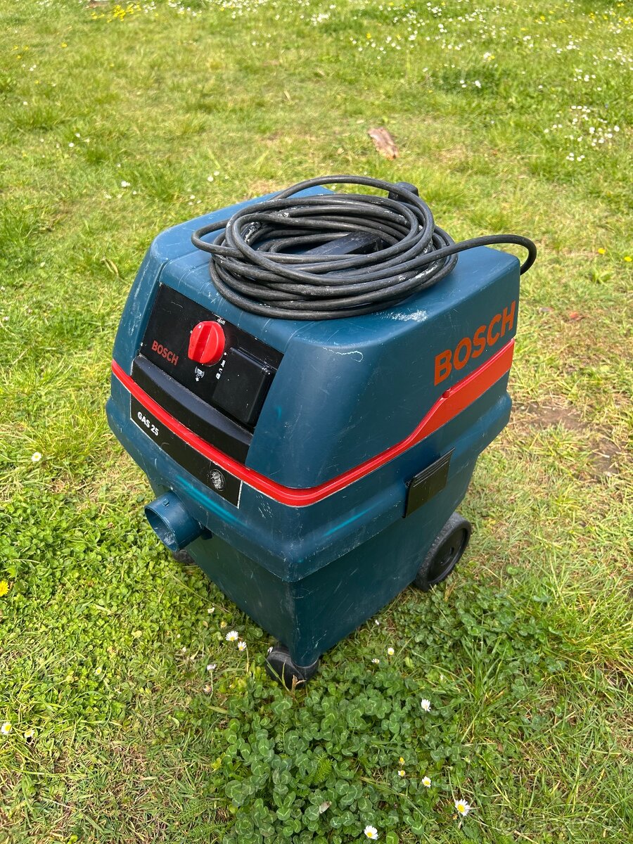 Vysavač BOSCH Profesional GAS25