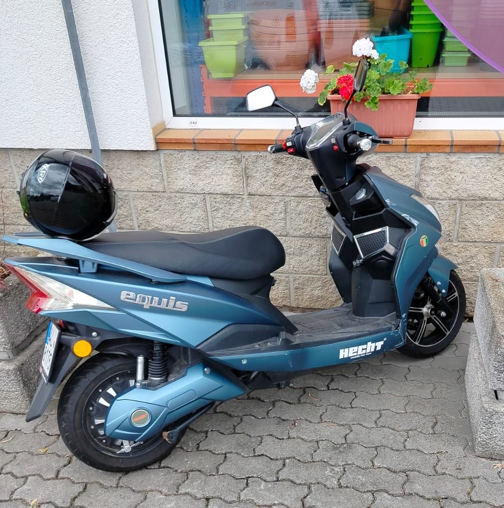 Prodám elektrický skútr HECHT EQUIS