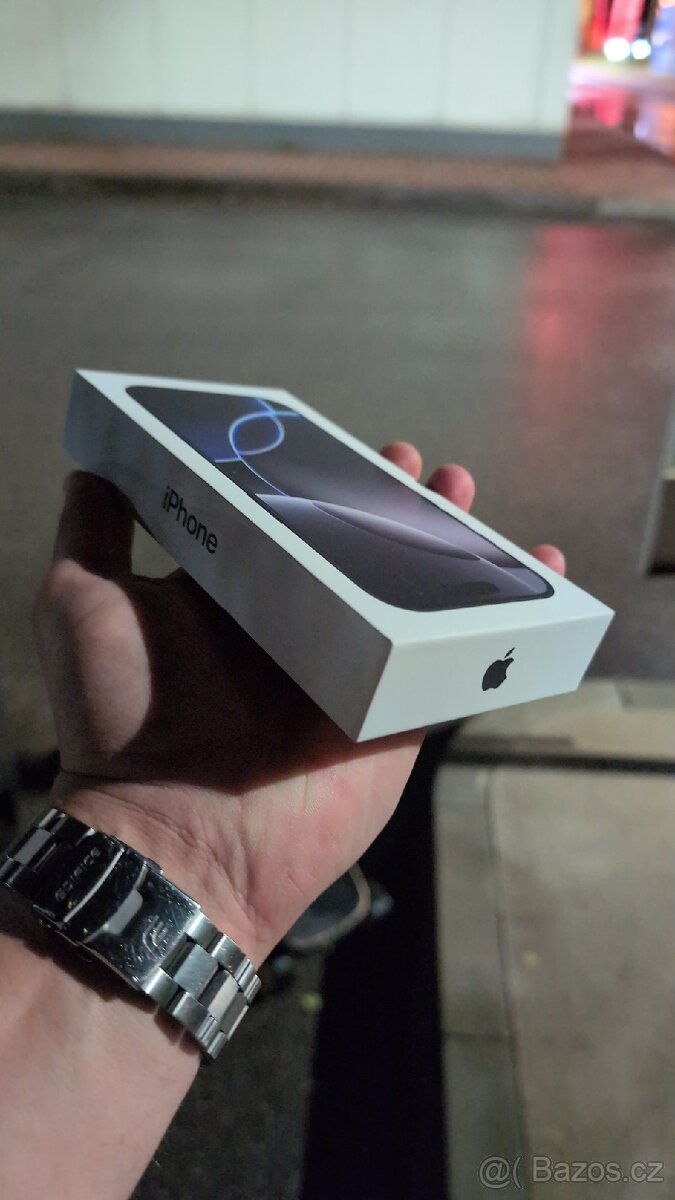 NOVY Apple Iphone 16 Pro 128 NEROZBALENY černý