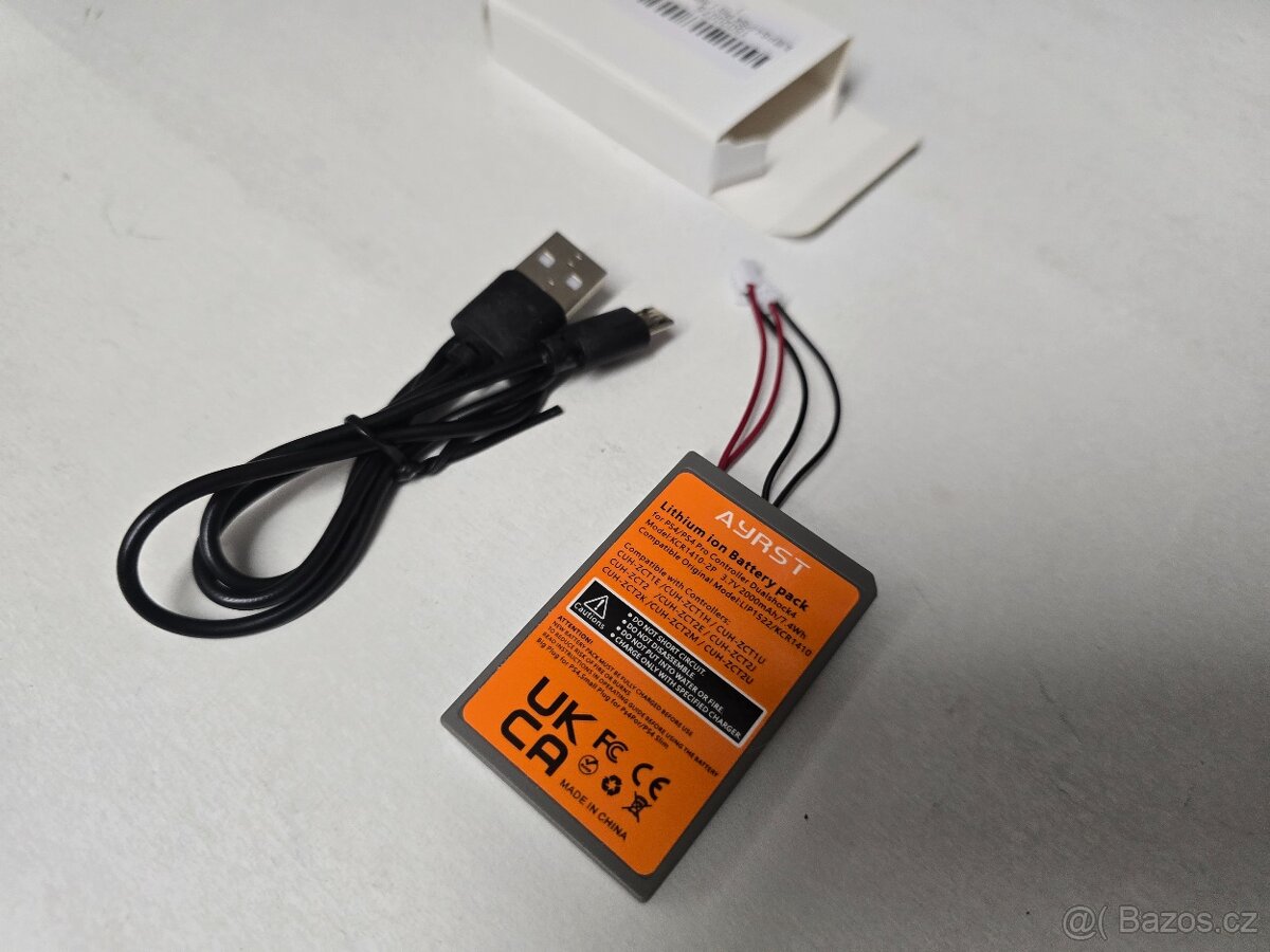 PS4 / Pro Baterie do ovladače 2000mAh + káblík