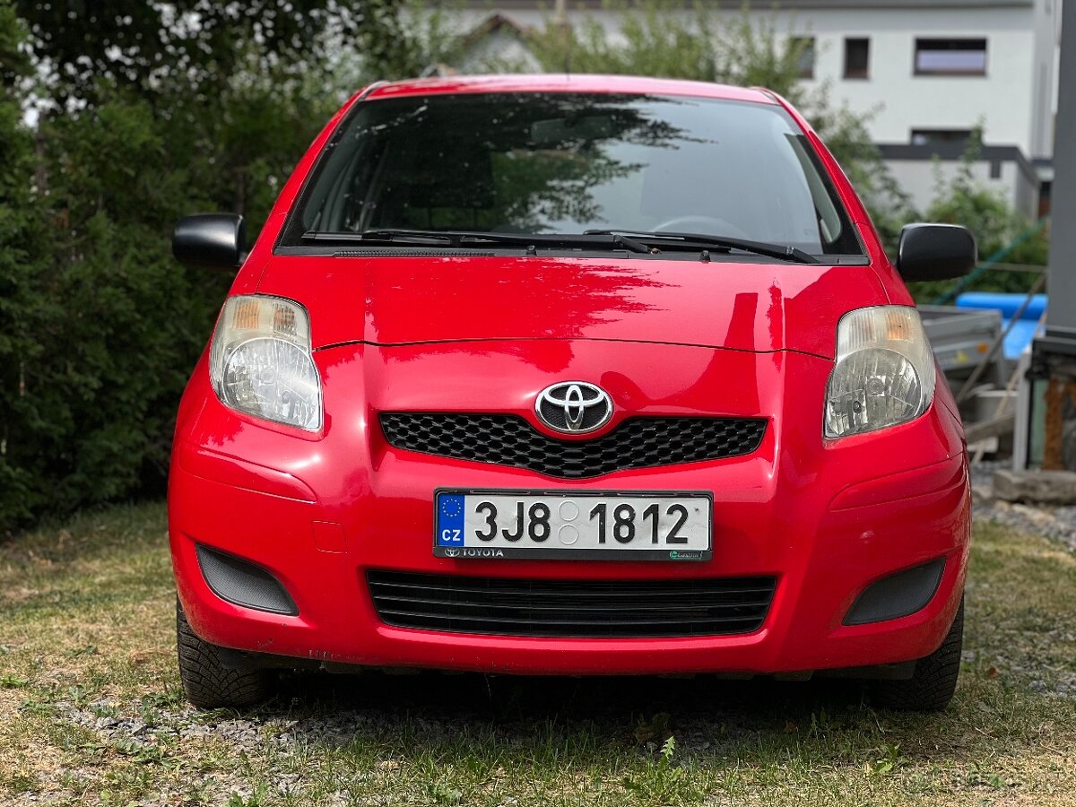 Toyota Yaris 2009 (1.33, 74kW)