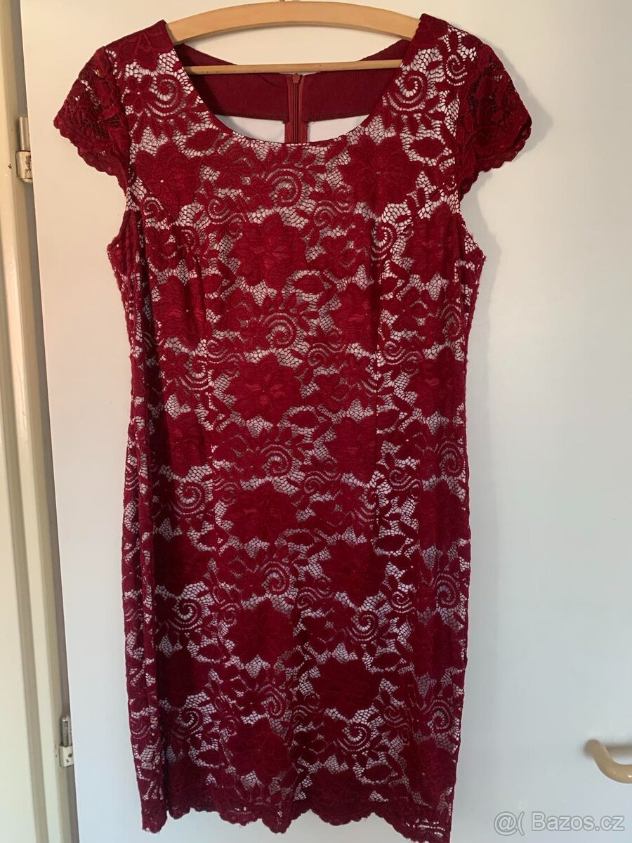 Letní krajkové šaty vel. L
