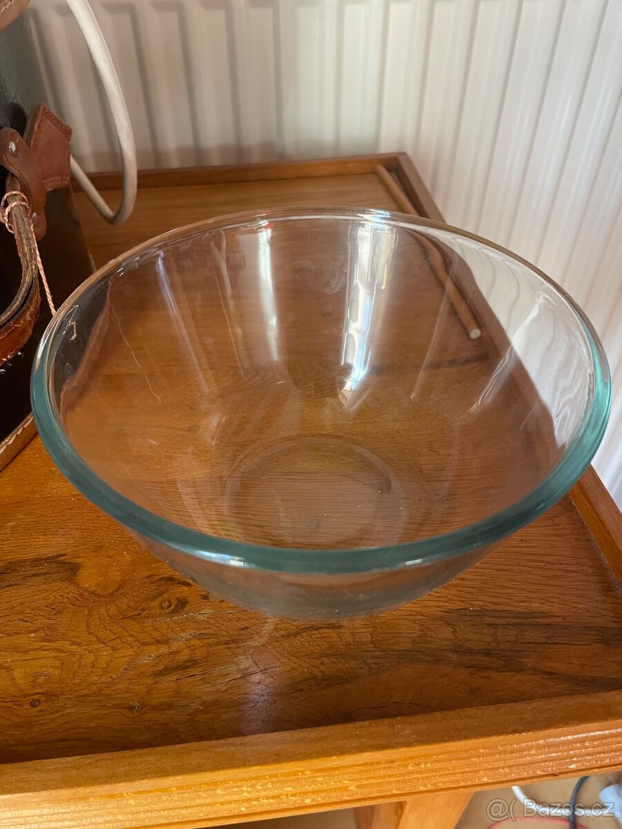 Skleněná miska nová