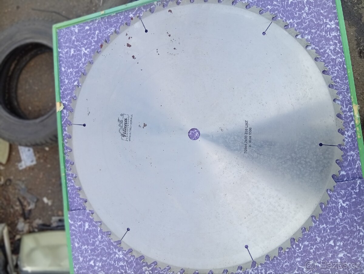 Kotoučová pila Pilana