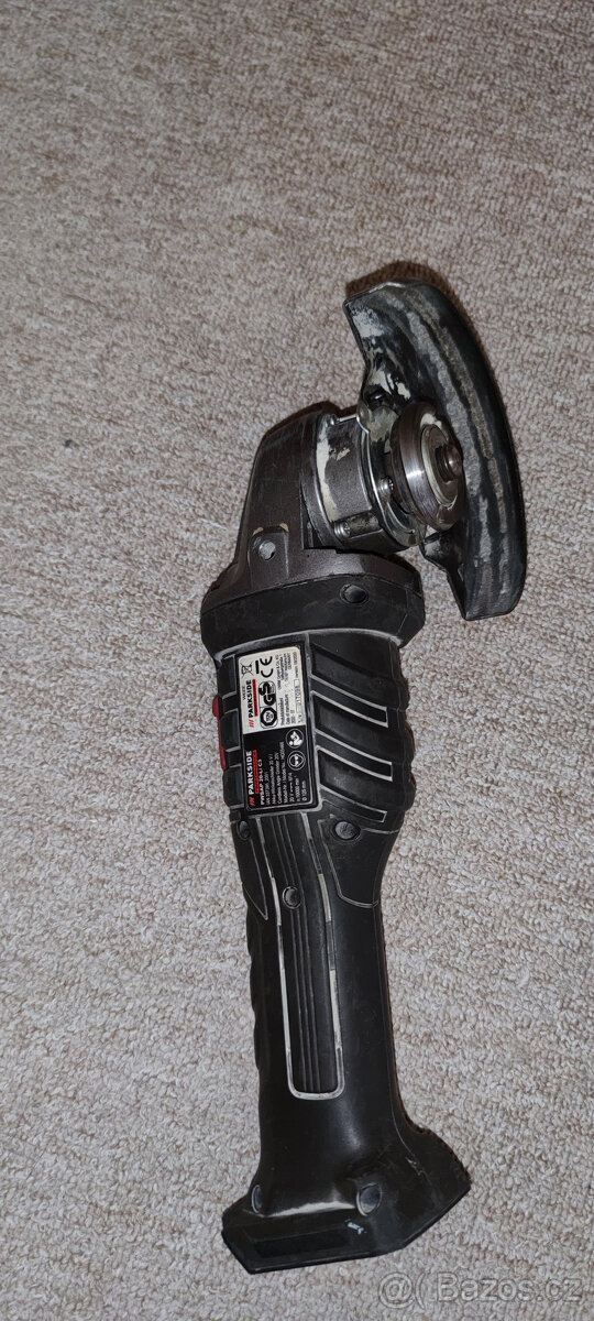 Aku úhlová bruska parkside stará verze