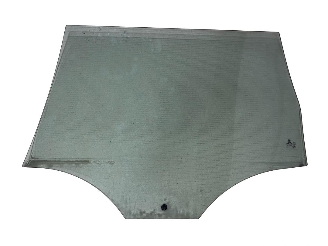 Pravé zadní sklo VW Passat B6 kombi r.v. 2008