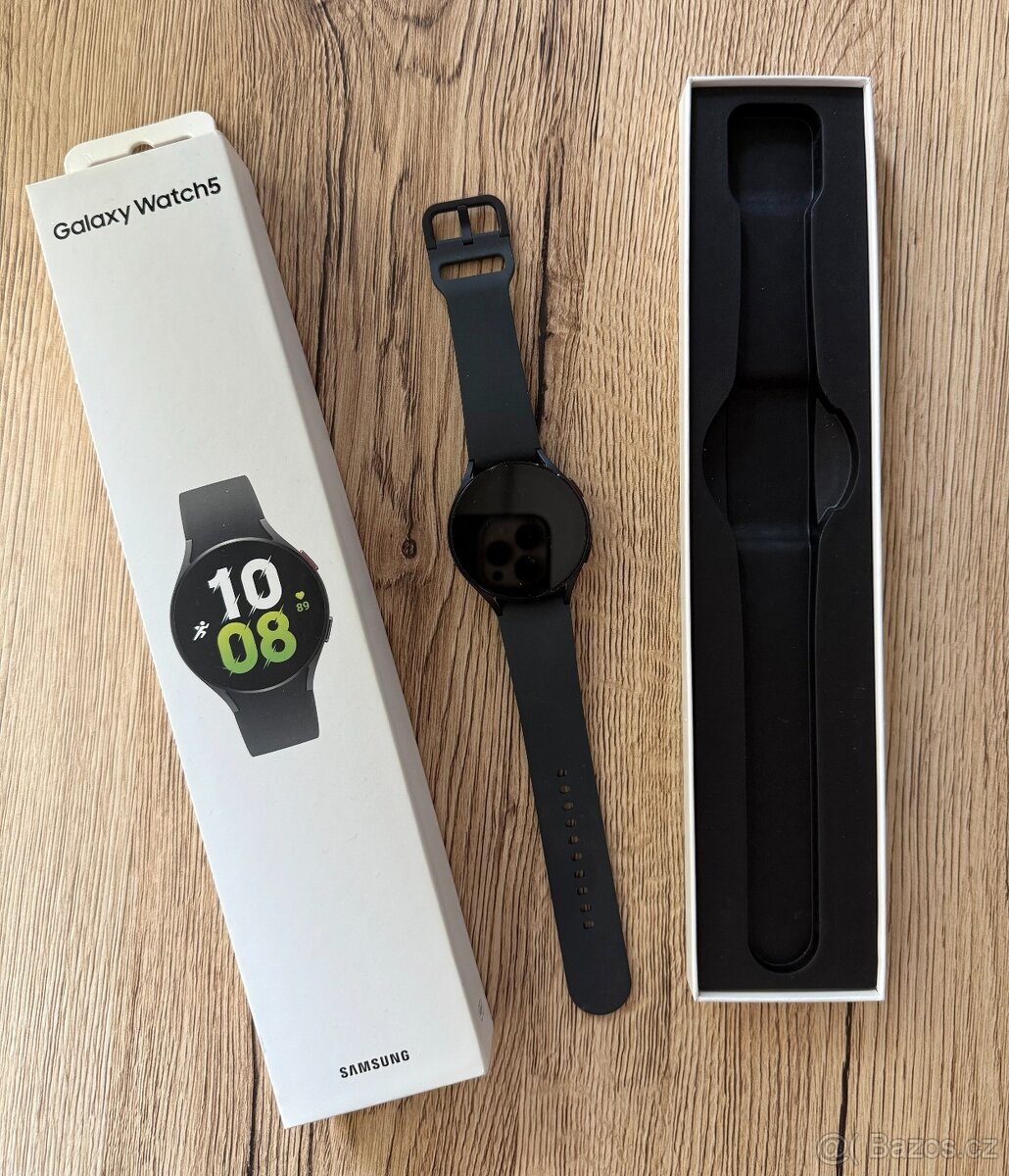 Samsung Galaxy Watch5 44mm (Graphite)