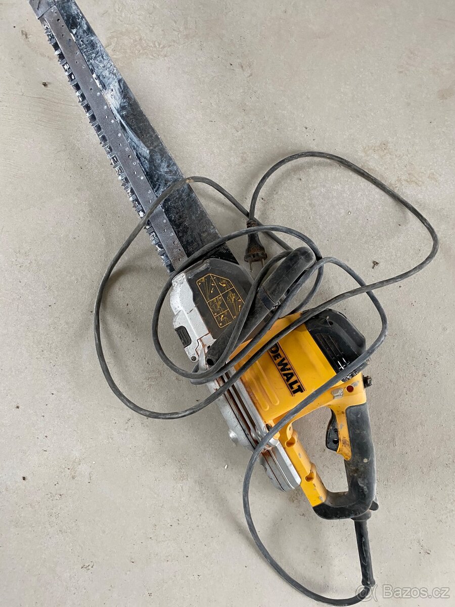 Pila aligátor dewalt