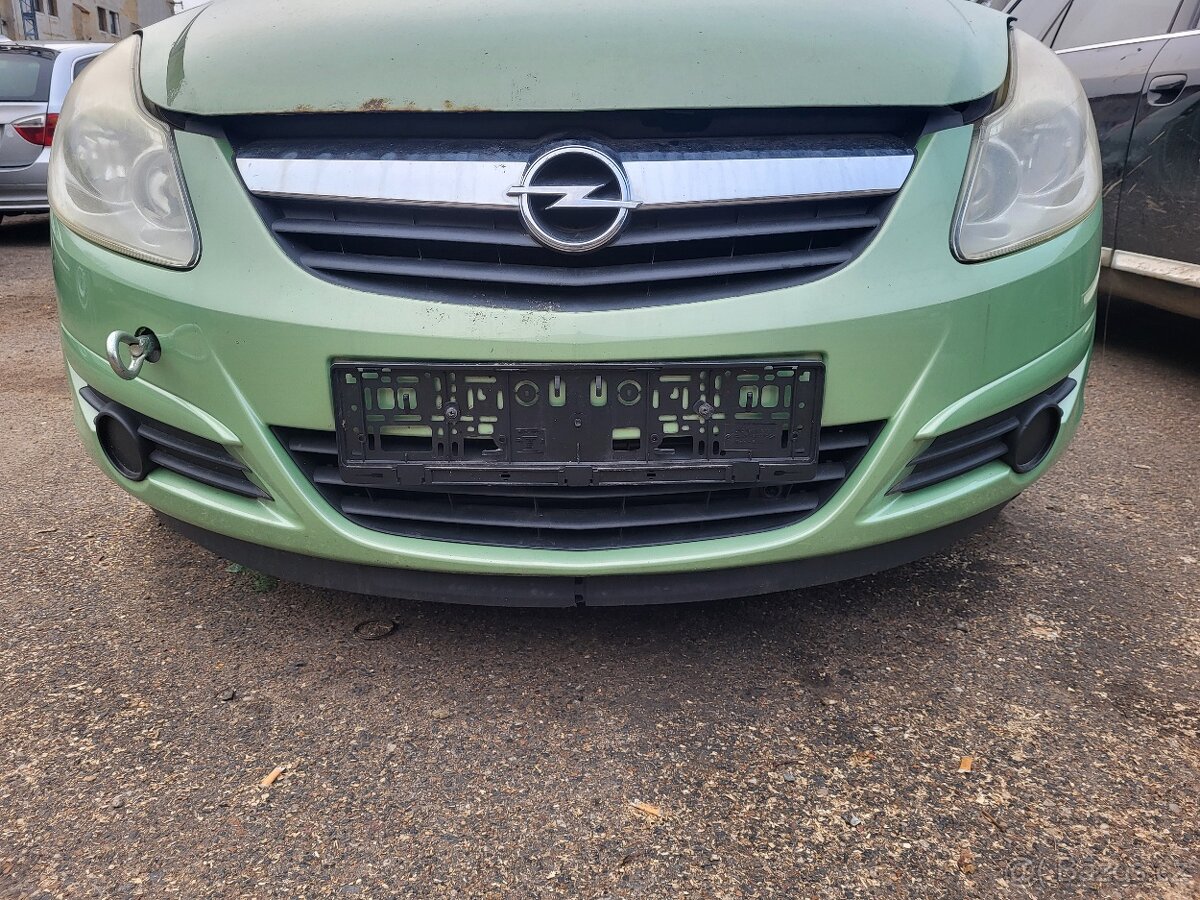 Prodám přední nárazník z vozu opel corsa d
