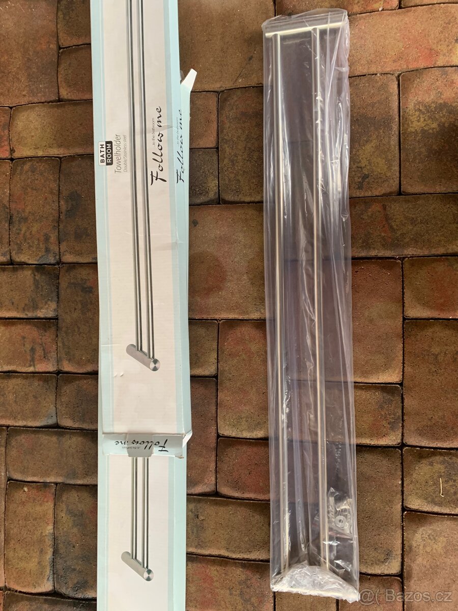 Držák ma ručníky