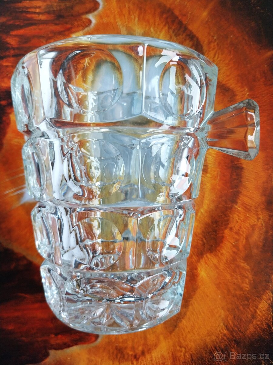 Skleněná nádoba na led / váza