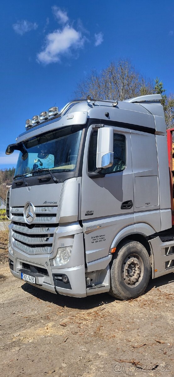 Mercedes Benz Actros MP4 1851