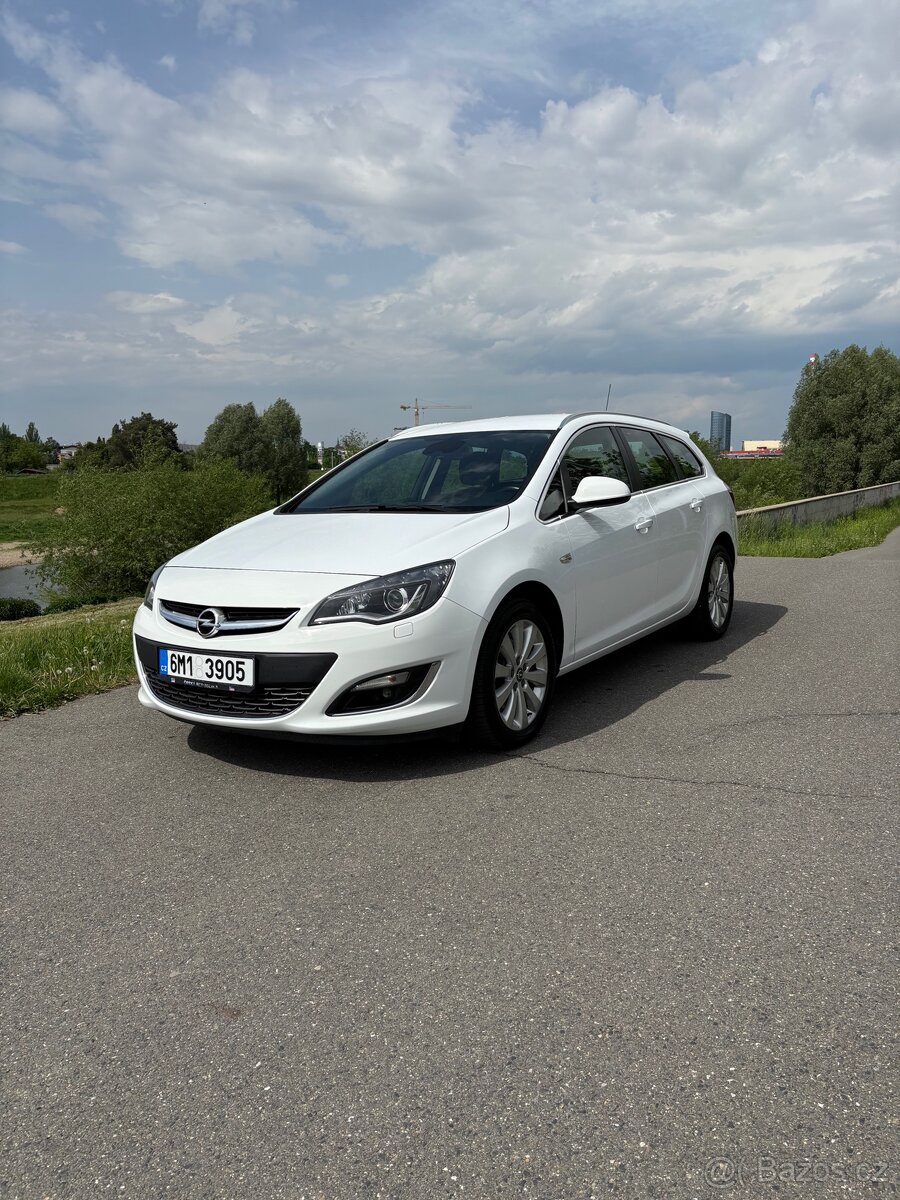Opel Astra j sports tourer 1.6 CDTI