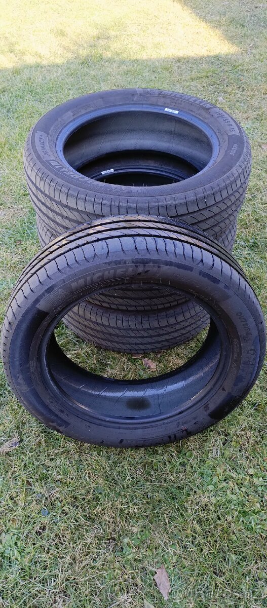 Sada letních pneumatik Michelin Primacy 4 195/55 R 16 87 H