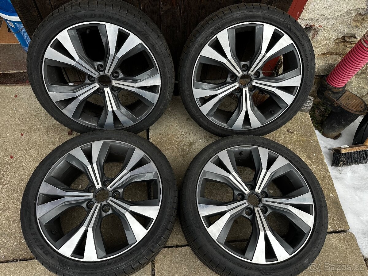 SEAT, ŠKODA, VW, r18 225/40/18 DUNLOP