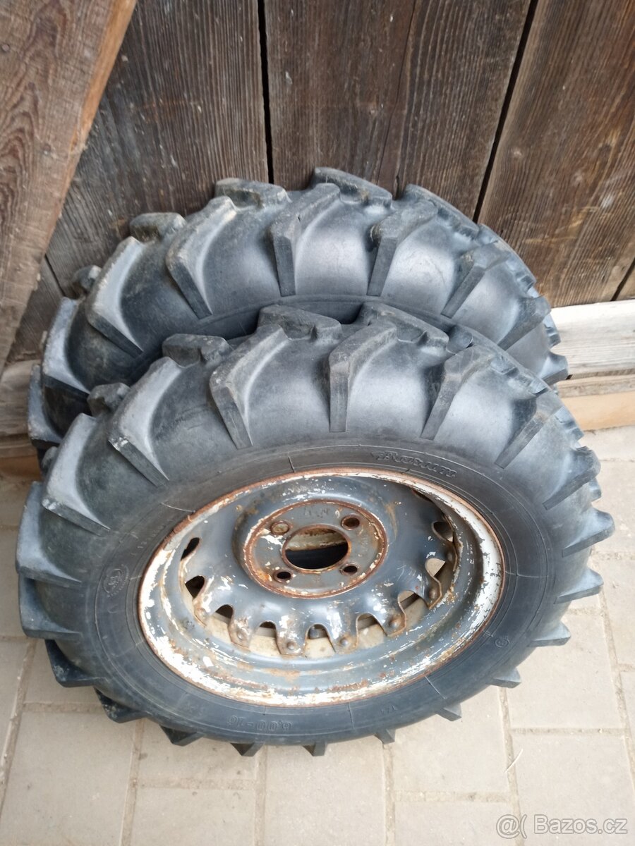 Šípová kola na malotraktor