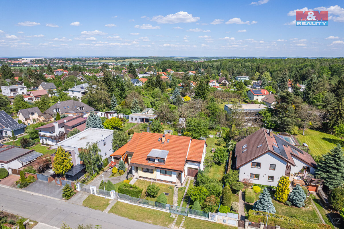 Pronájem rodinného domu, 250 m², Praha, ul. V jehličině