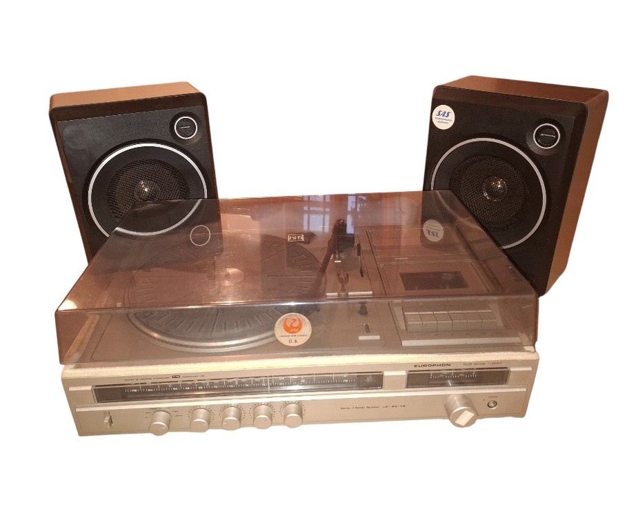 Gramofon s reprobednami, skvělý zvuk