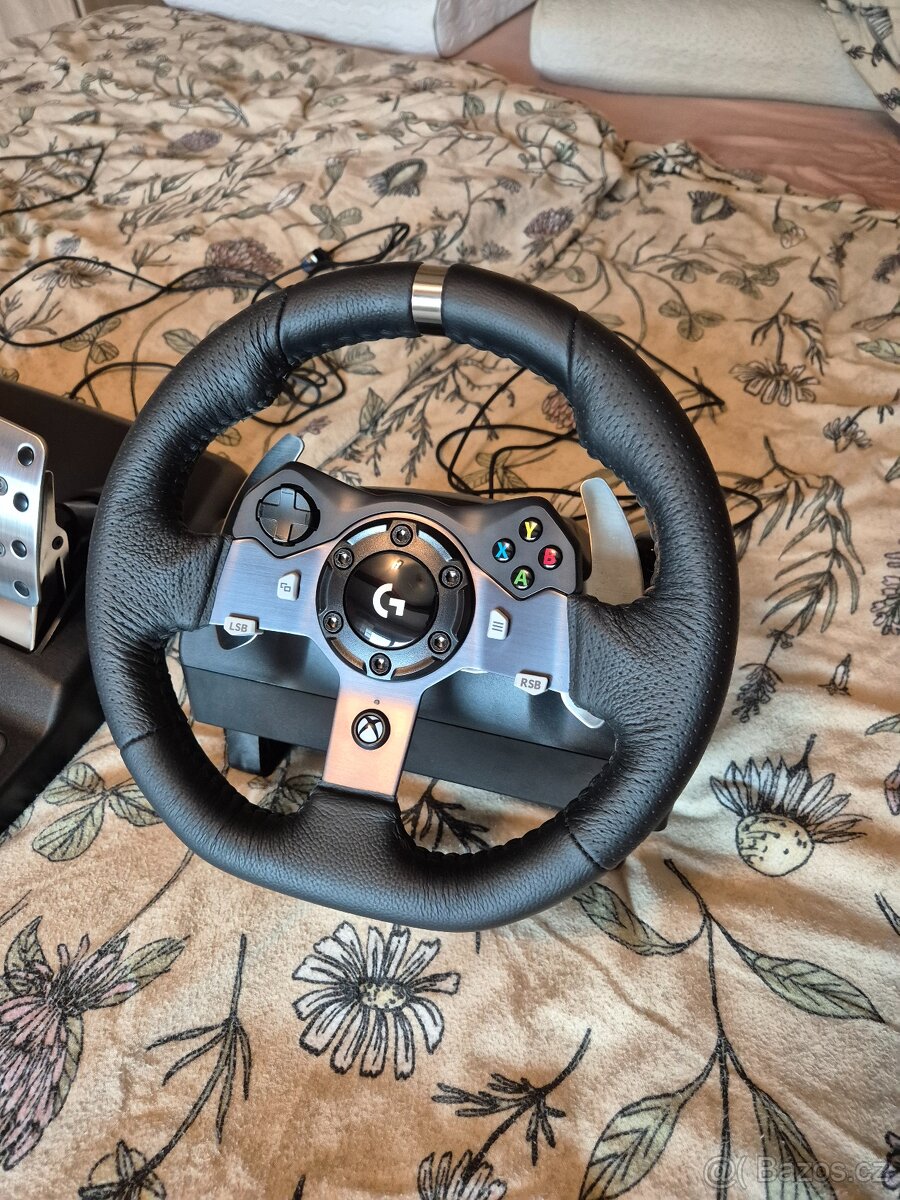 Herni volant logitech g920 driving force