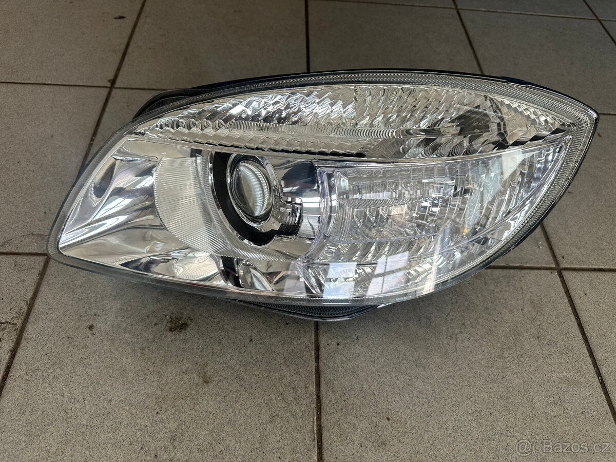 ŠKODA fabia - Roomster přední světla originál