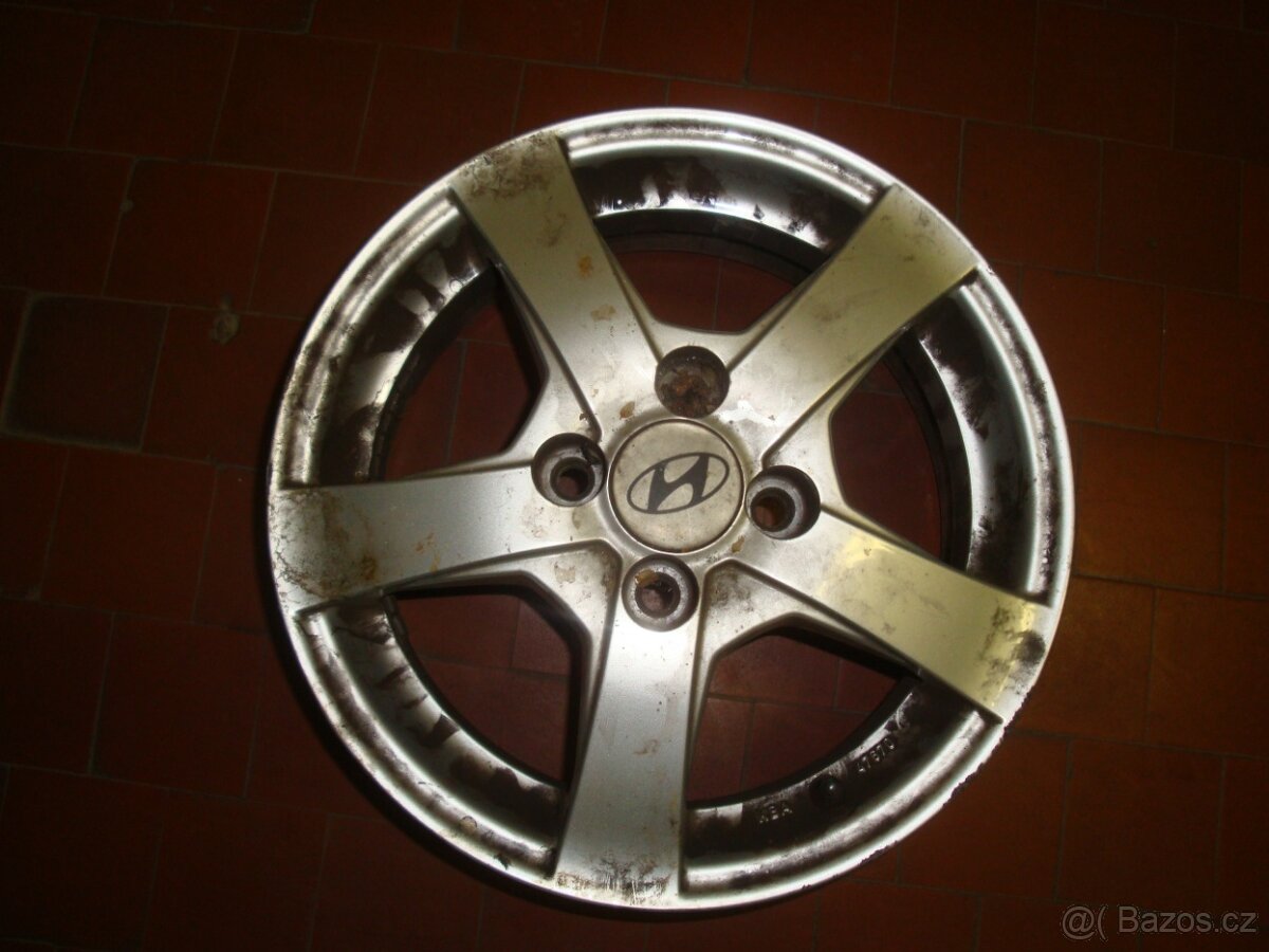 Elektrony hyundai (DEZENT) 5 1/2J x 14 H2
