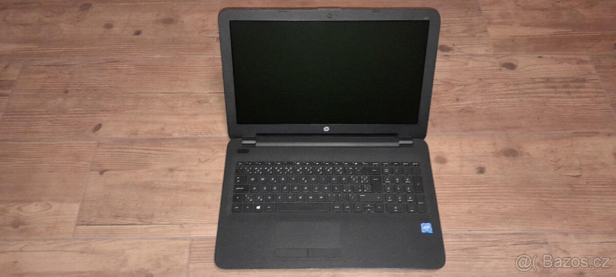 Prodám notebook HP 250G-jako nový.