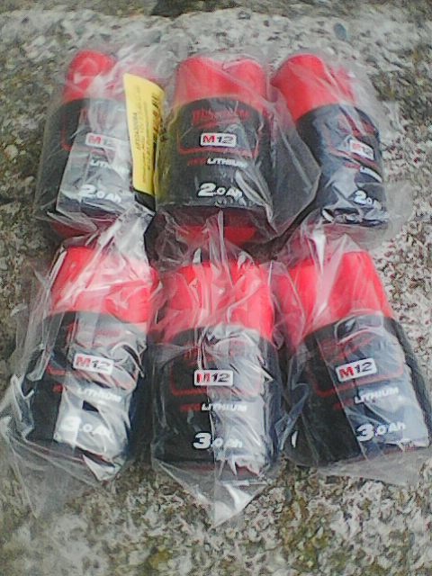 Milwaukee M12 Akumulátory baterie 1,5 - 4 Ah