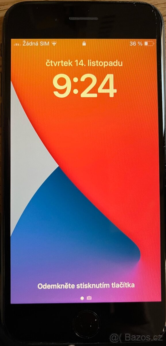iPhone SE (2020) černý