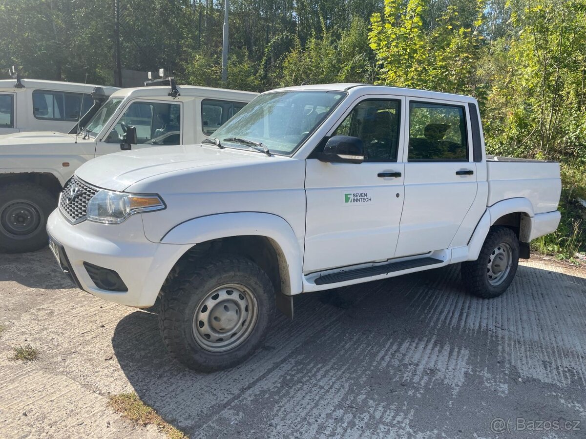 UAZ