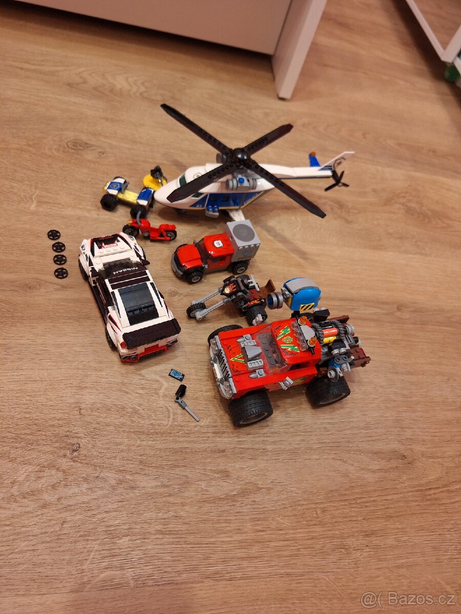 Lego Sety 70421, 76896, 60243