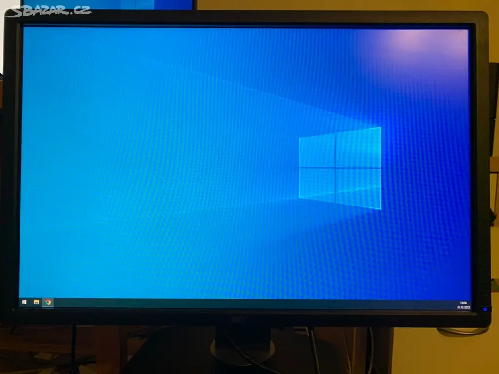 LCD Monitor 24" DELL UltraSharp U2412Mc