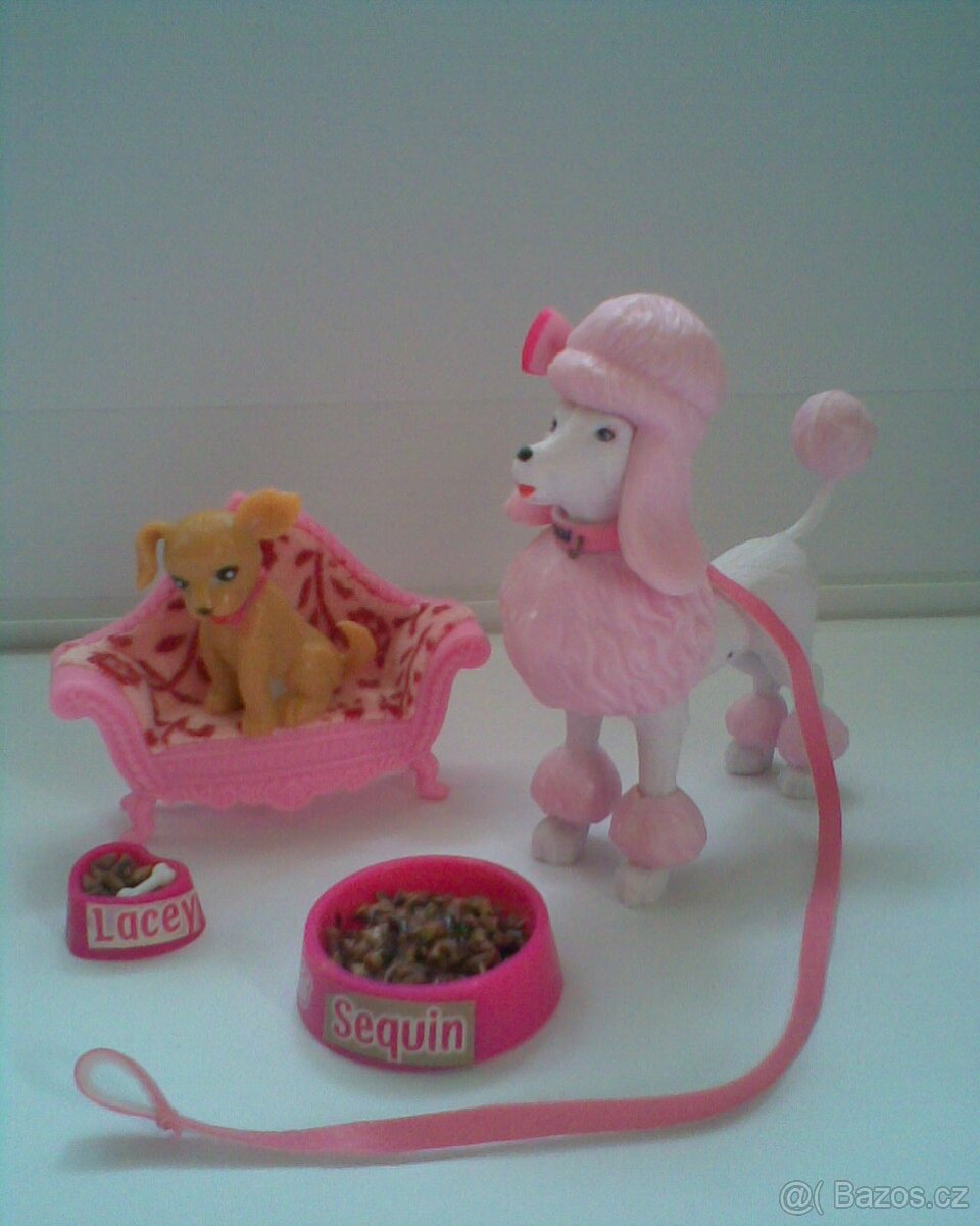 Barbie rodina s nábytečkem a zvířátky
