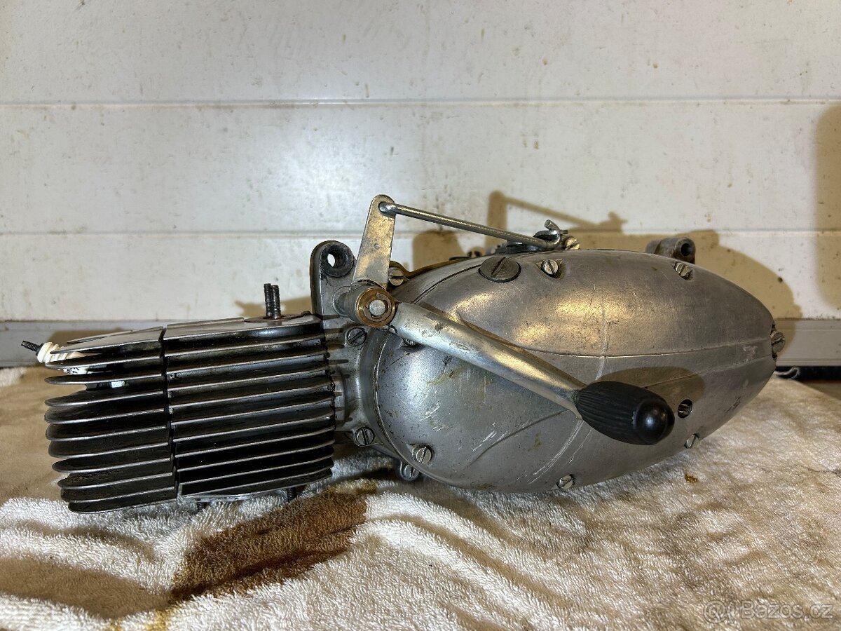 Motor Jawa 50/23 Mustang - pionýr