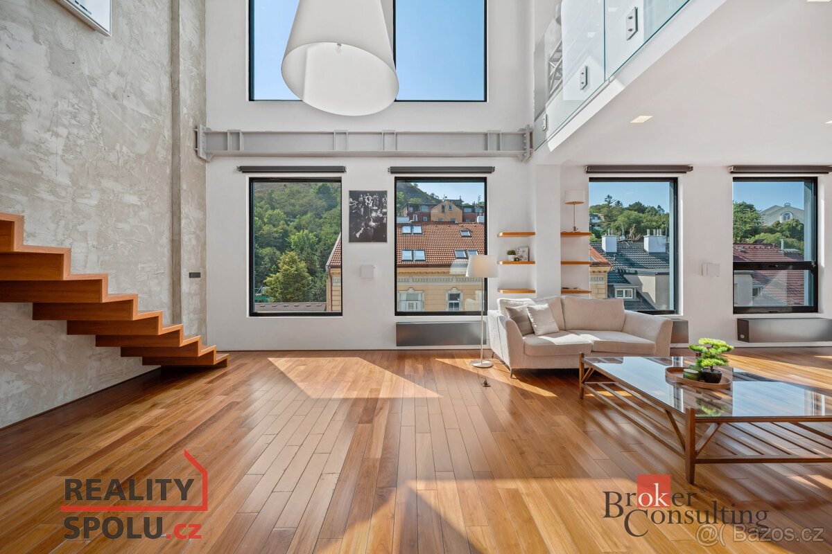 Prodej, byty/3+kk, 221.63 m2, Křížová 2598/4, Smíchov, 15000