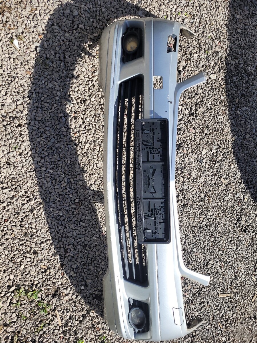 Mercedes C 204 nárazník