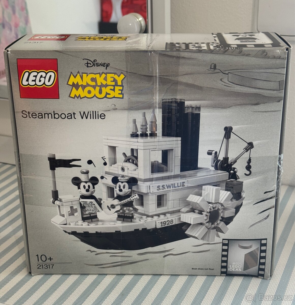 LEGO® Ideas 21317 Steamboat Willie