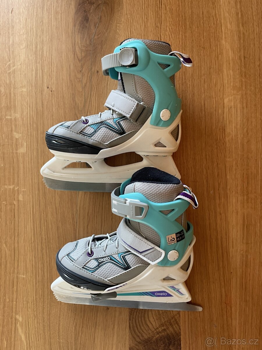 Dívčí lední brusle rostoucí