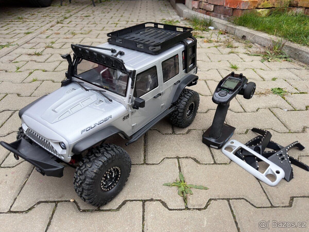 RC Jeep Founder 1/8 expedice