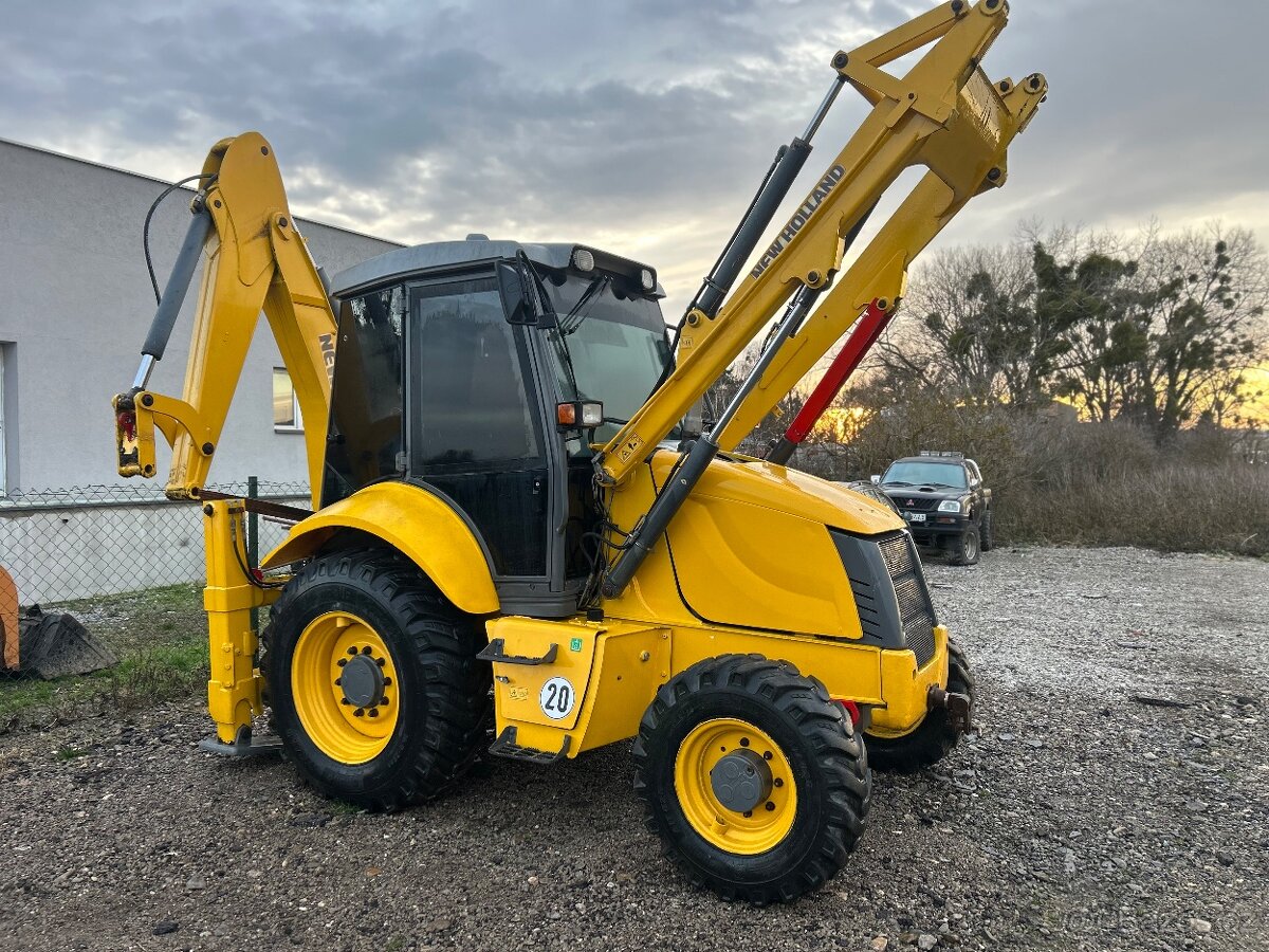 New Holland B90B 2012